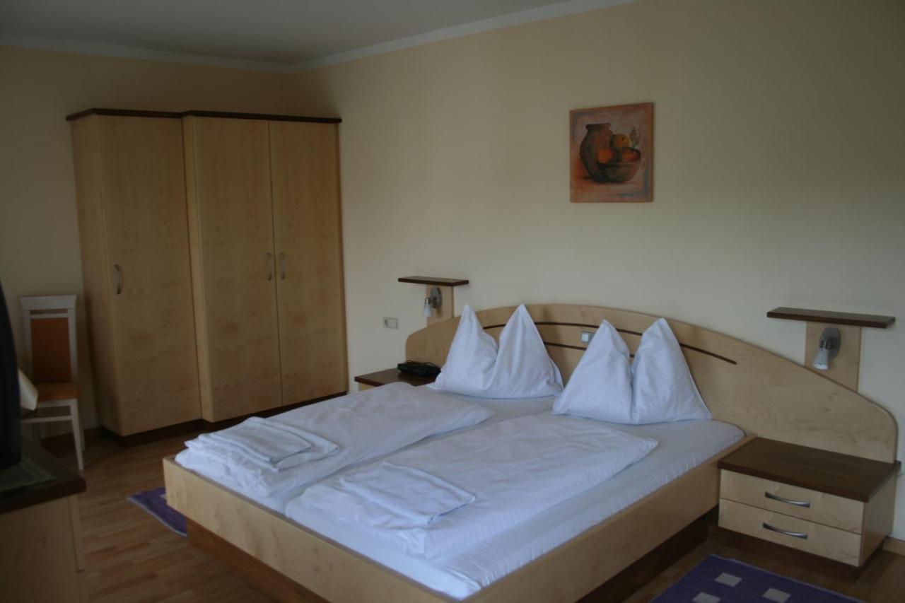 Landhotel Erhardt Бад Валтерсдорф Екстериор снимка