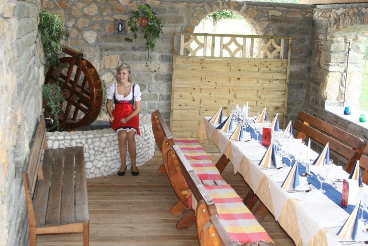 Landhotel Erhardt Бад Валтерсдорф Екстериор снимка